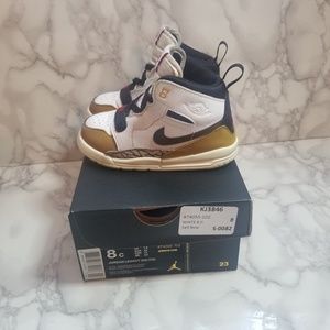 Toddler Nike Legacy of the Year 312 Jordans Size 8